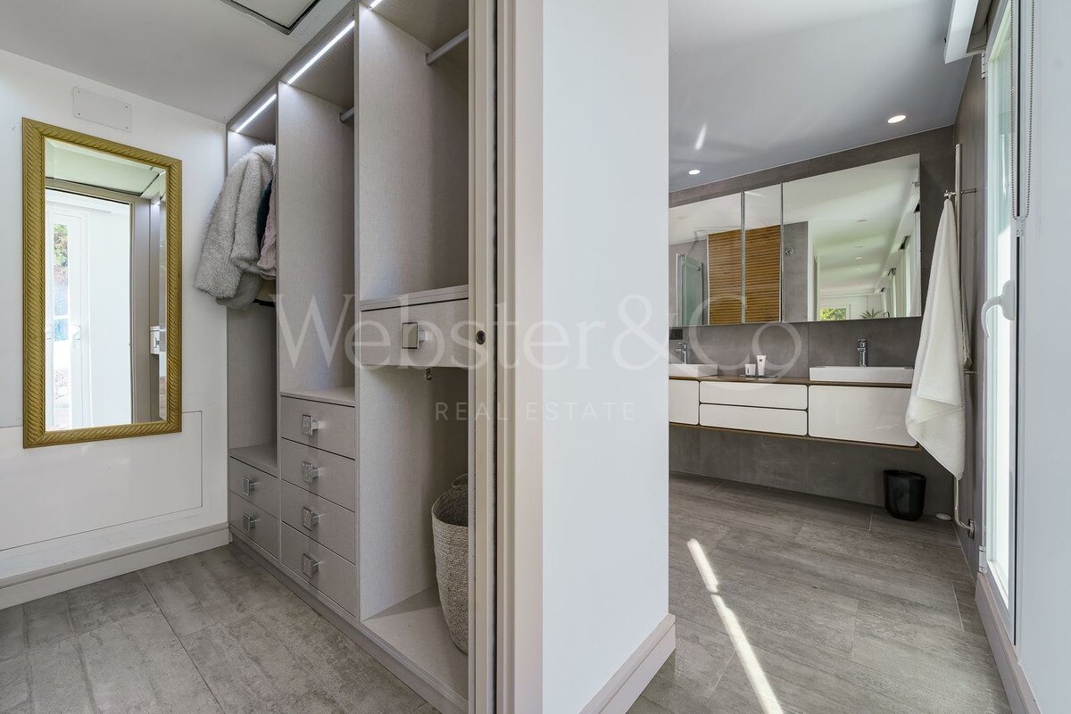 Casa Gina - Modern Villa in Nueva Andalucía