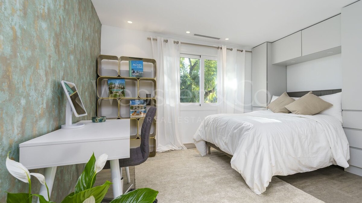 Casa Gina - Modern Villa in Nueva Andalucía