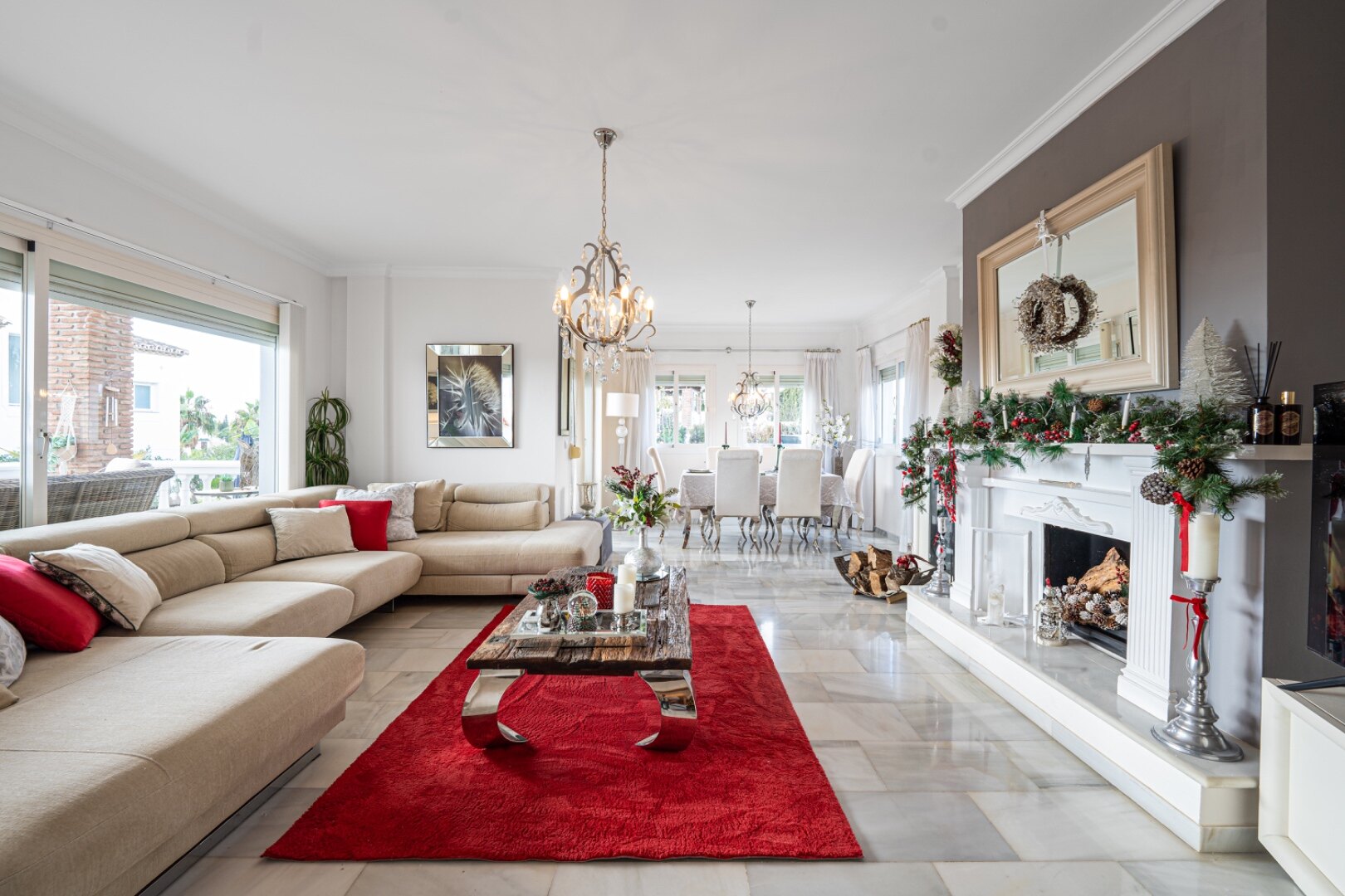 Serene and elegant, this villa stands out overlooking the Mijas countryside down towards the coast