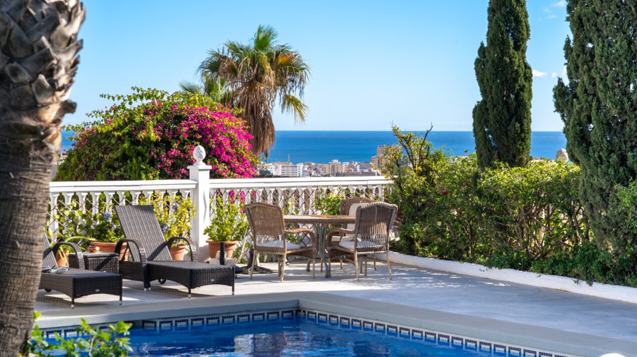 Serene and elegant, this villa stands out overlooking the Mijas countryside down towards the coast