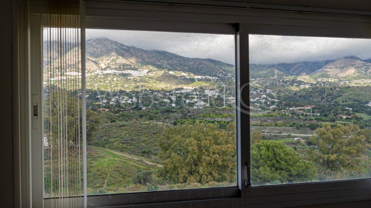 Villa Christine - Family Home In The Hills Of Mijas