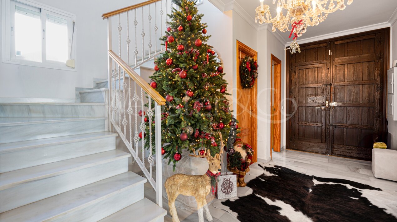 Villa Christine - Family Home In The Hills Of Mijas