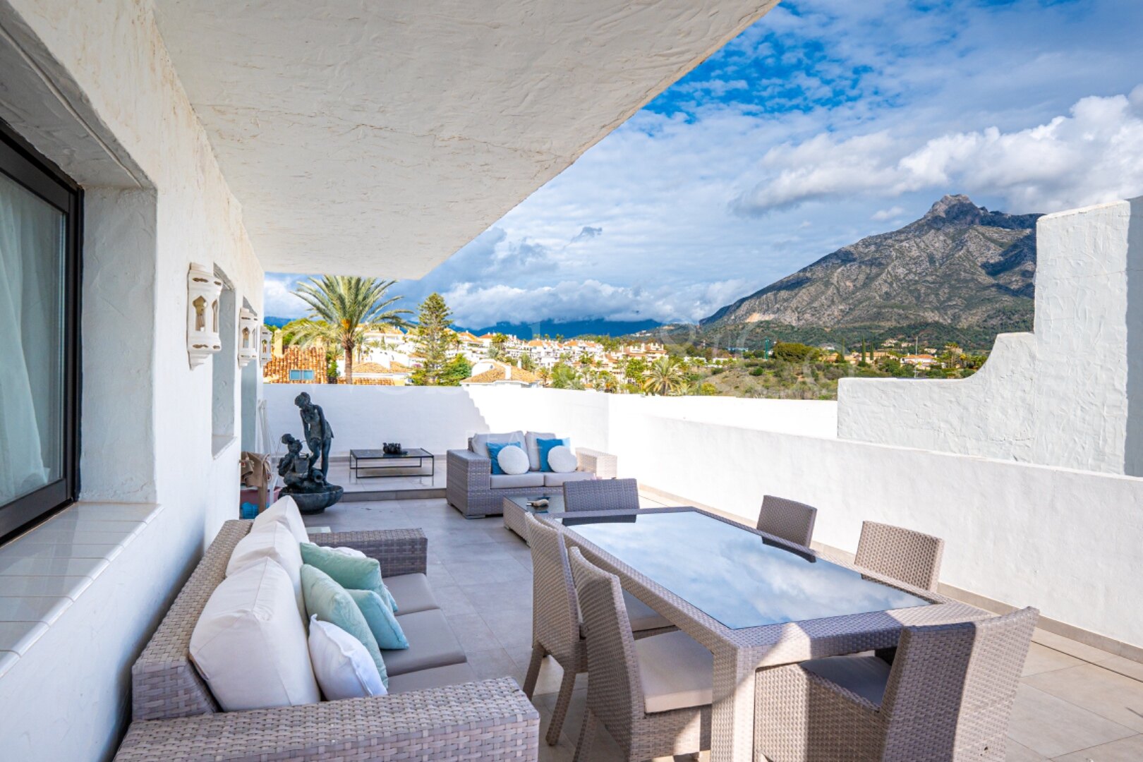 Penthouse Coto – Hogar Perfecto en la Milla de Oro