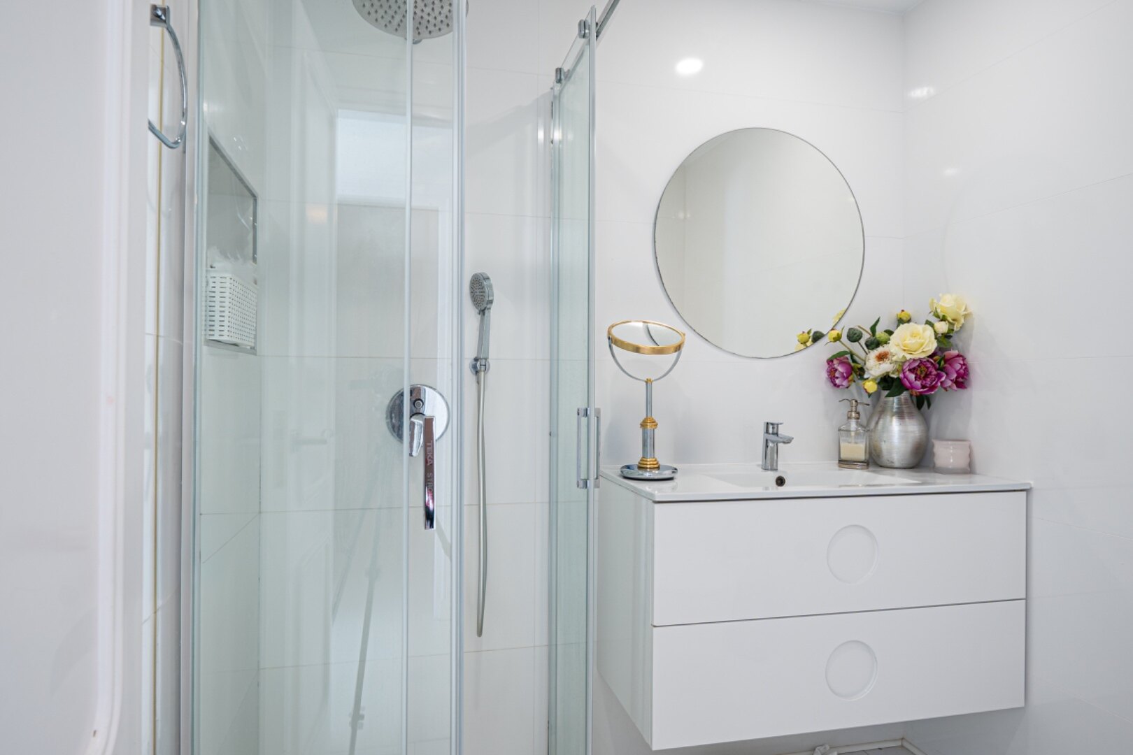 Stunning Marbella penthouse exudes elegance from its prime location within elite gated community.
