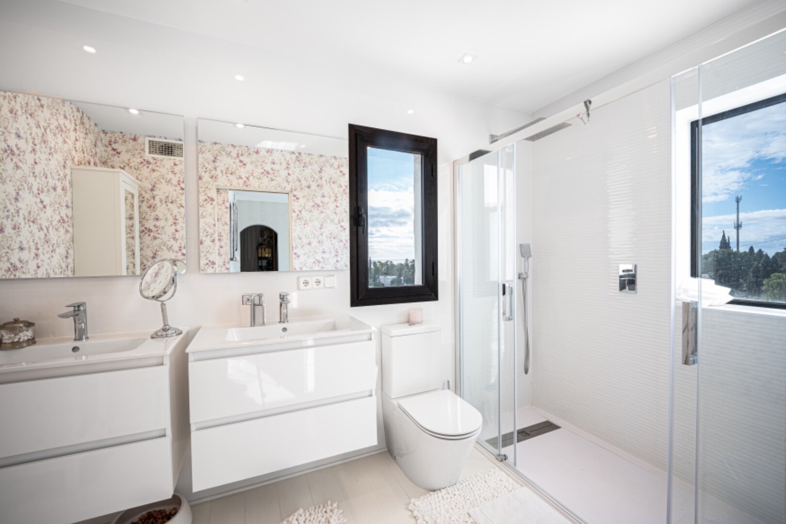 Stunning Marbella penthouse exudes elegance from its prime location within elite gated community.