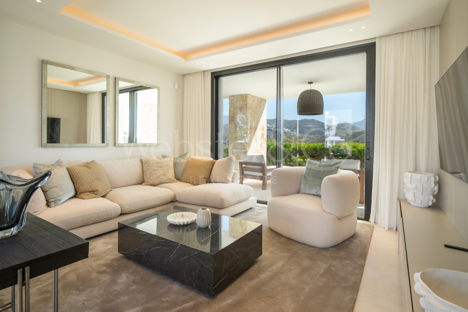 Lujo y elegancia en perfecta armonía — nace una villa icónica