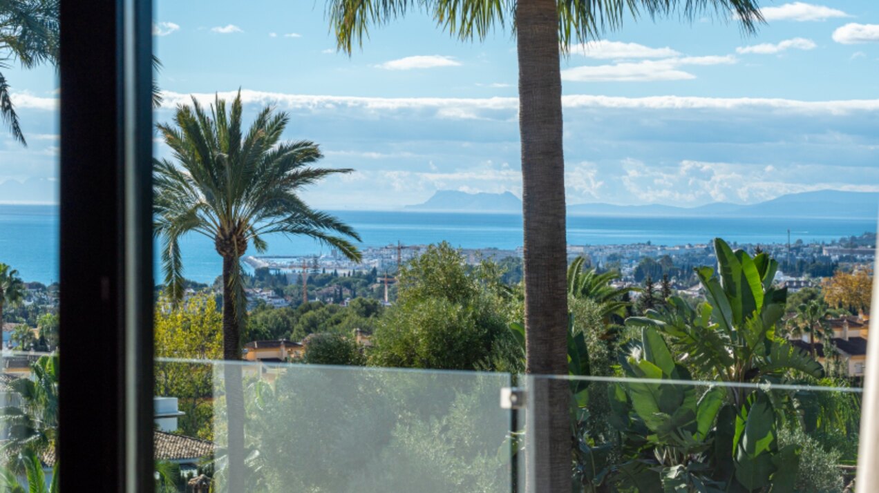 This villa, a masterclass in simplistic chic and sophisticated modernity, is a true gem in Nagueles