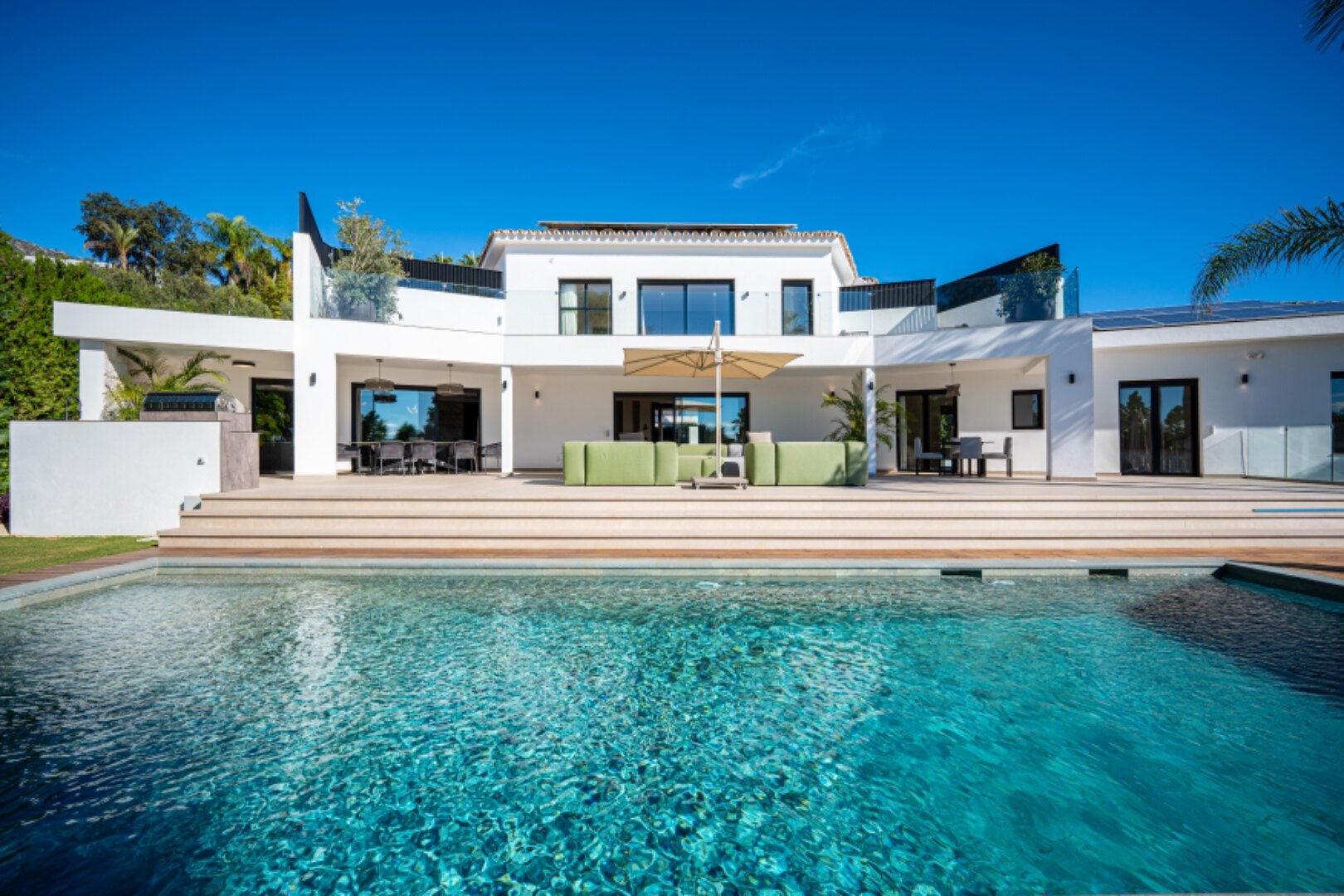 This villa, a masterclass in simplistic chic and sophisticated modernity, is a true gem in Nagueles