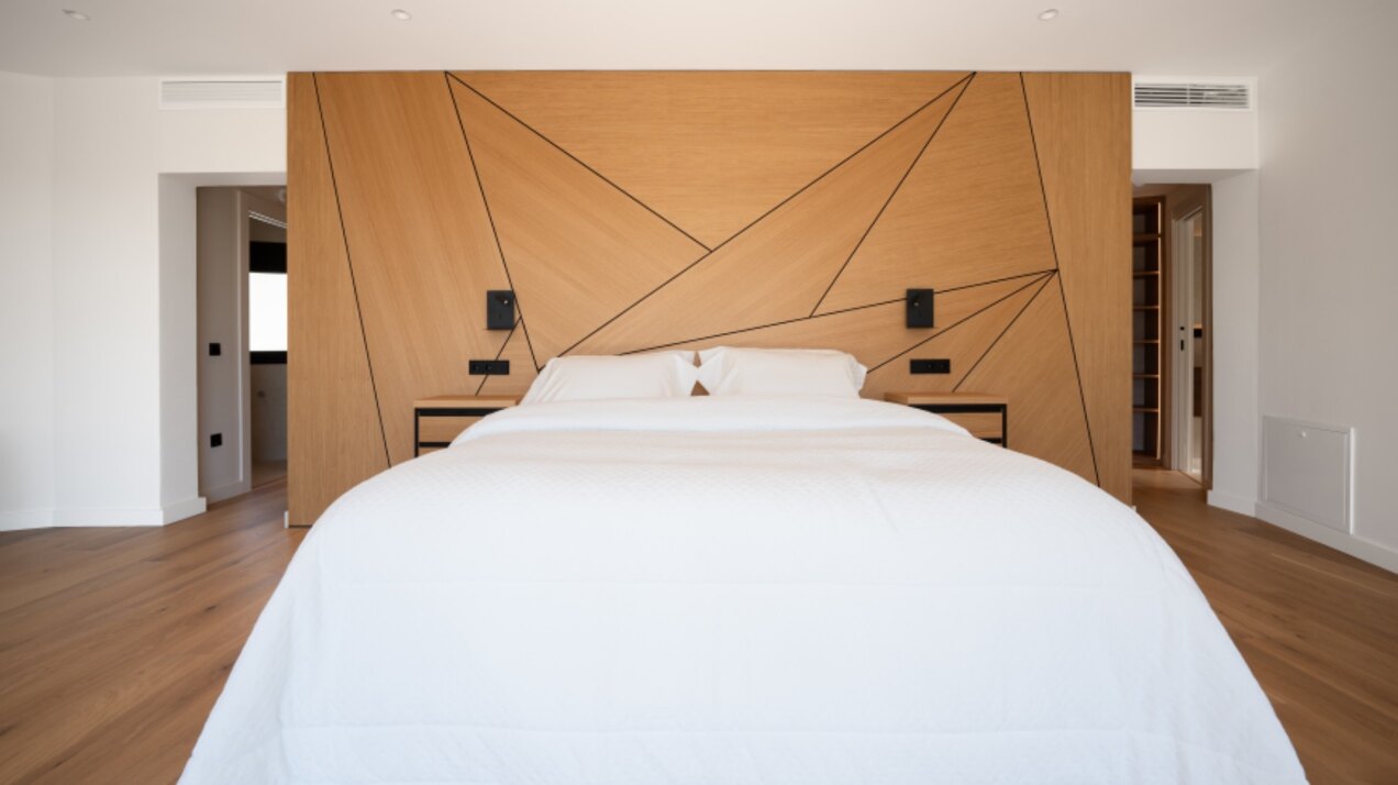 This villa, a masterclass in simplistic chic and sophisticated modernity, is a true gem in Nagueles