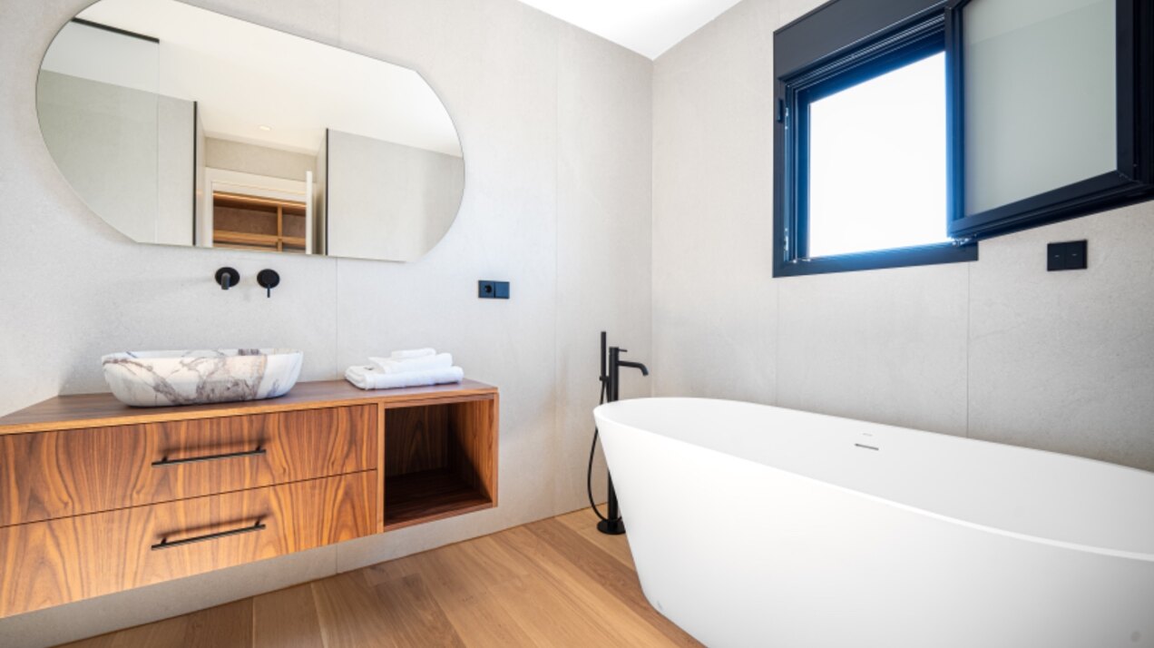 This villa, a masterclass in simplistic chic and sophisticated modernity, is a true gem in Nagueles