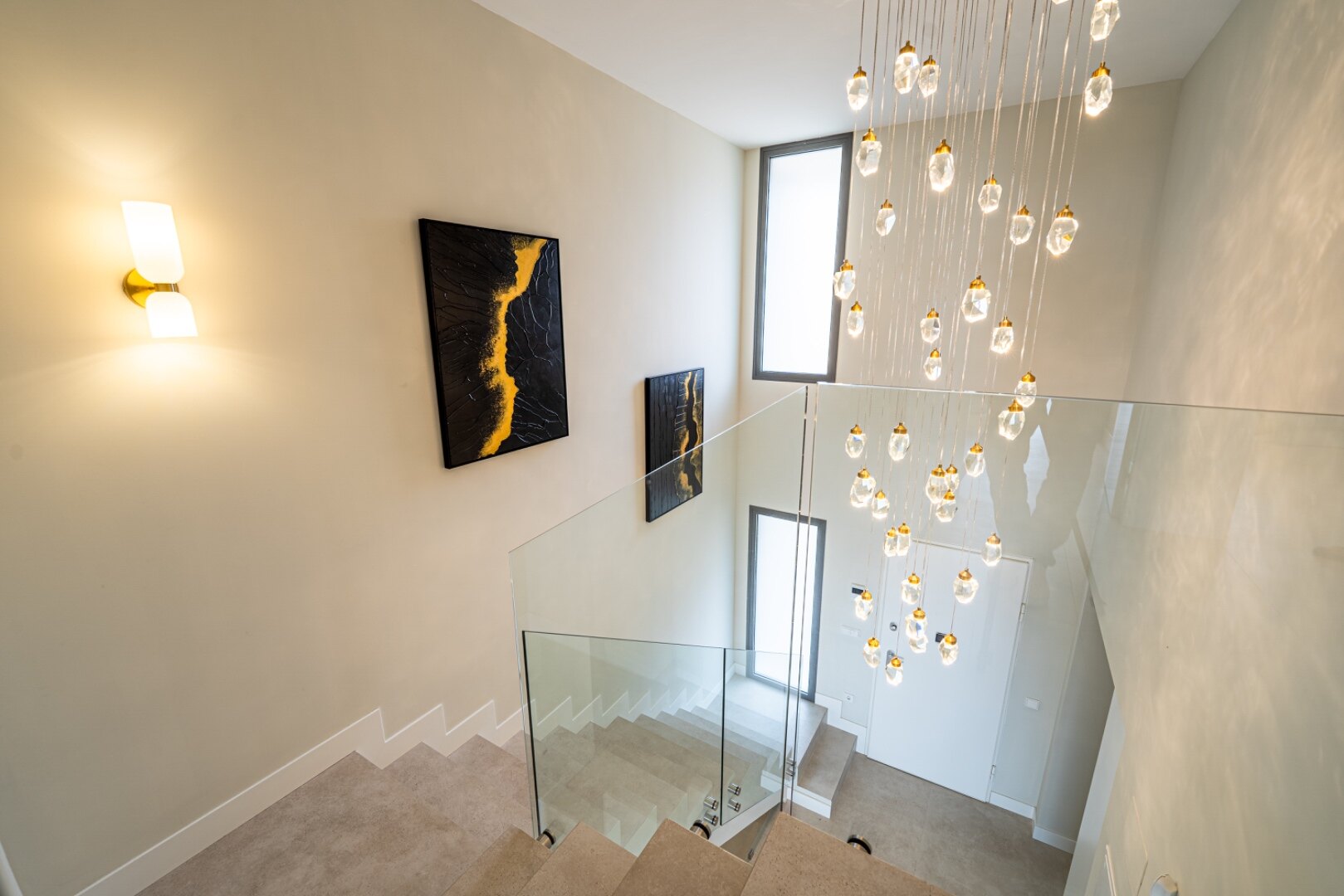 Walking distance to the beach and golf, this elegant townhouse will captivate and enthrall