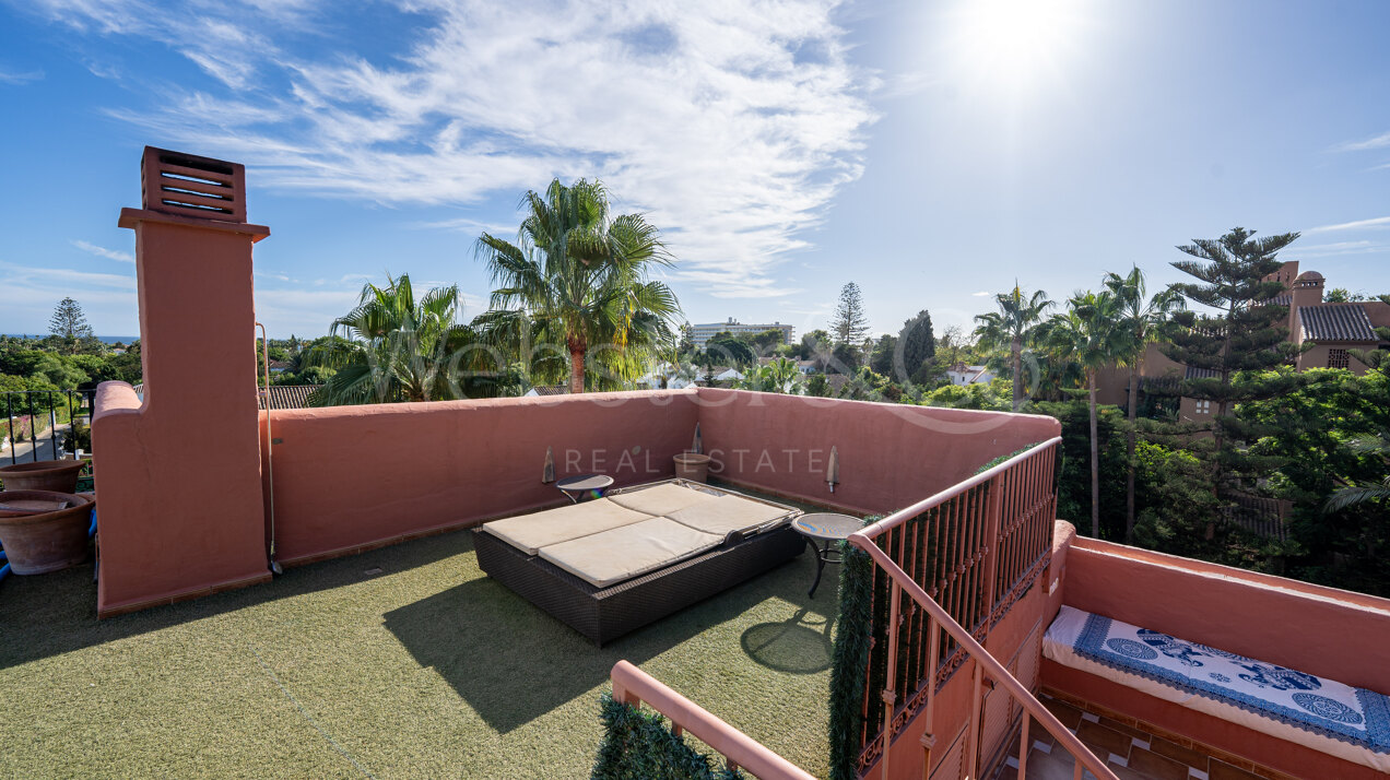 Penthouse Alhambra - Exquisite Duplex in San Pedro