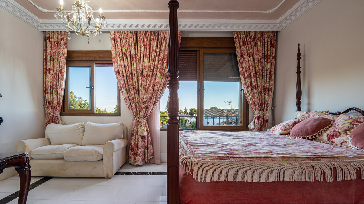 Palatial duplex penthouse sits atop its throne in one of Esteponas most exclusive gate communities