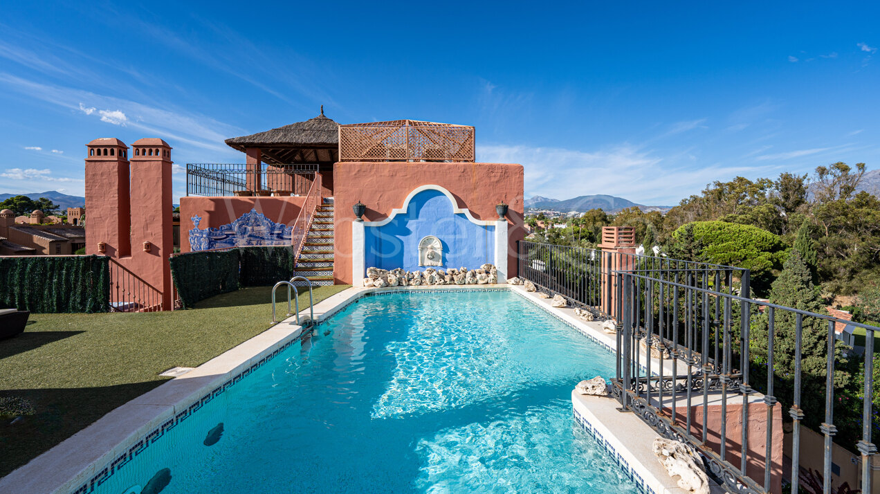 Penthouse Alhambra - Exquisite Duplex in San Pedro