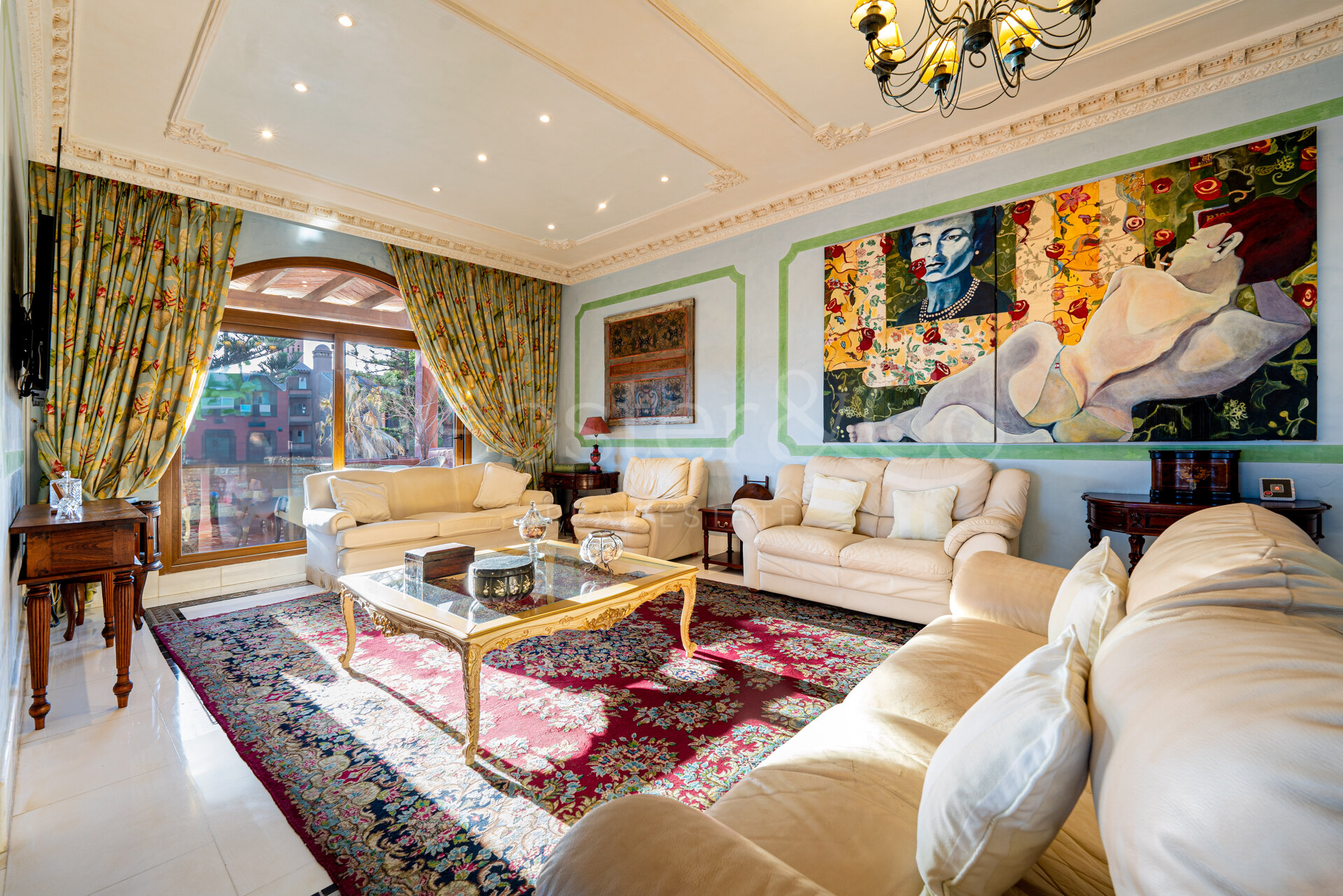 Penthouse Alhambra - Exquisite Duplex in San Pedro