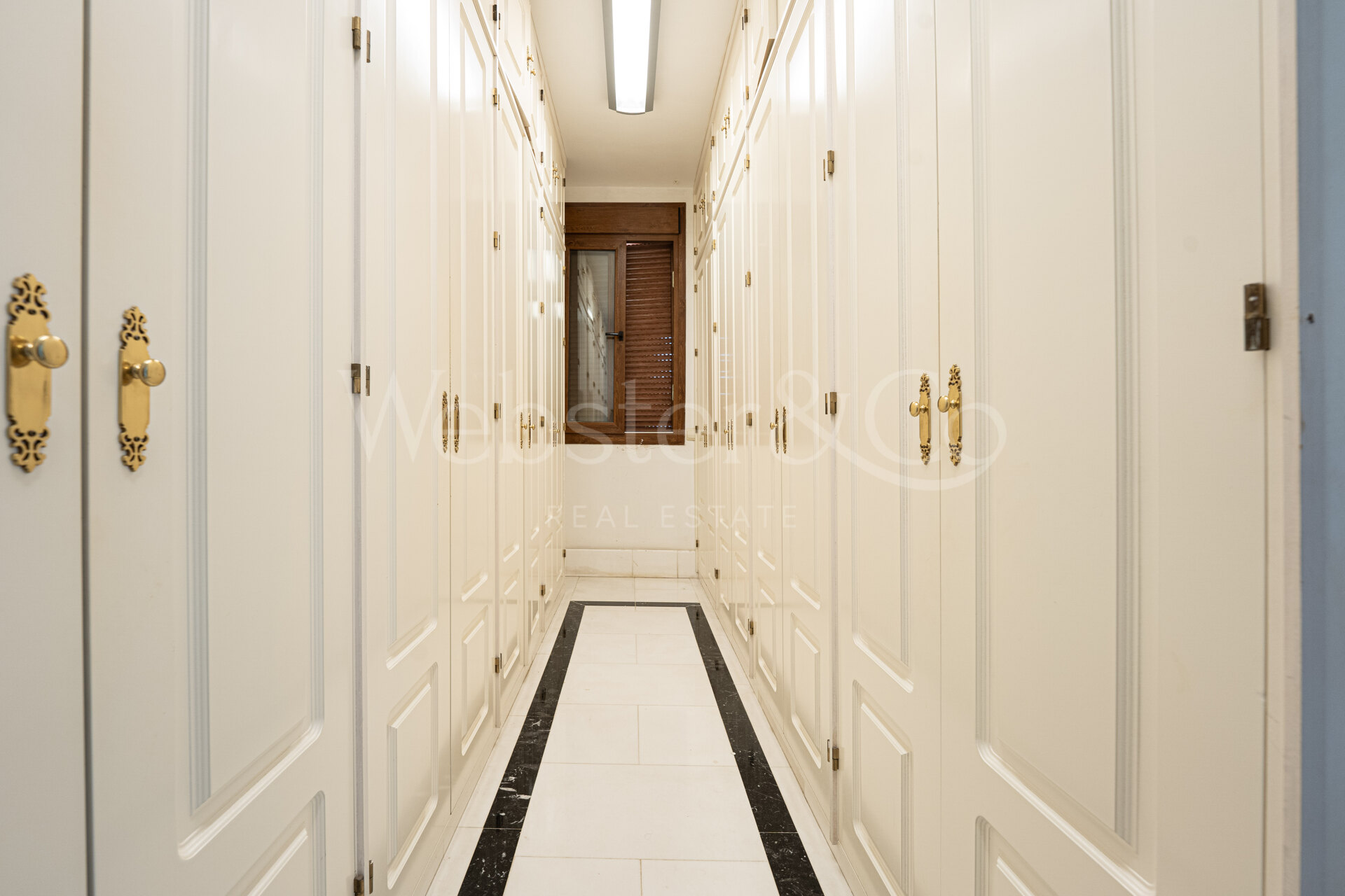 Penthouse Alhambra - Exquisite Duplex in San Pedro