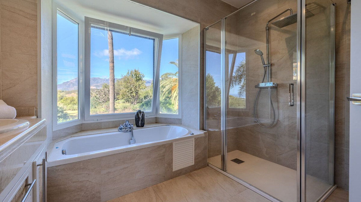 Modern impressive 4 bedroom villa is eager for you to discover its innate style and elegance.
