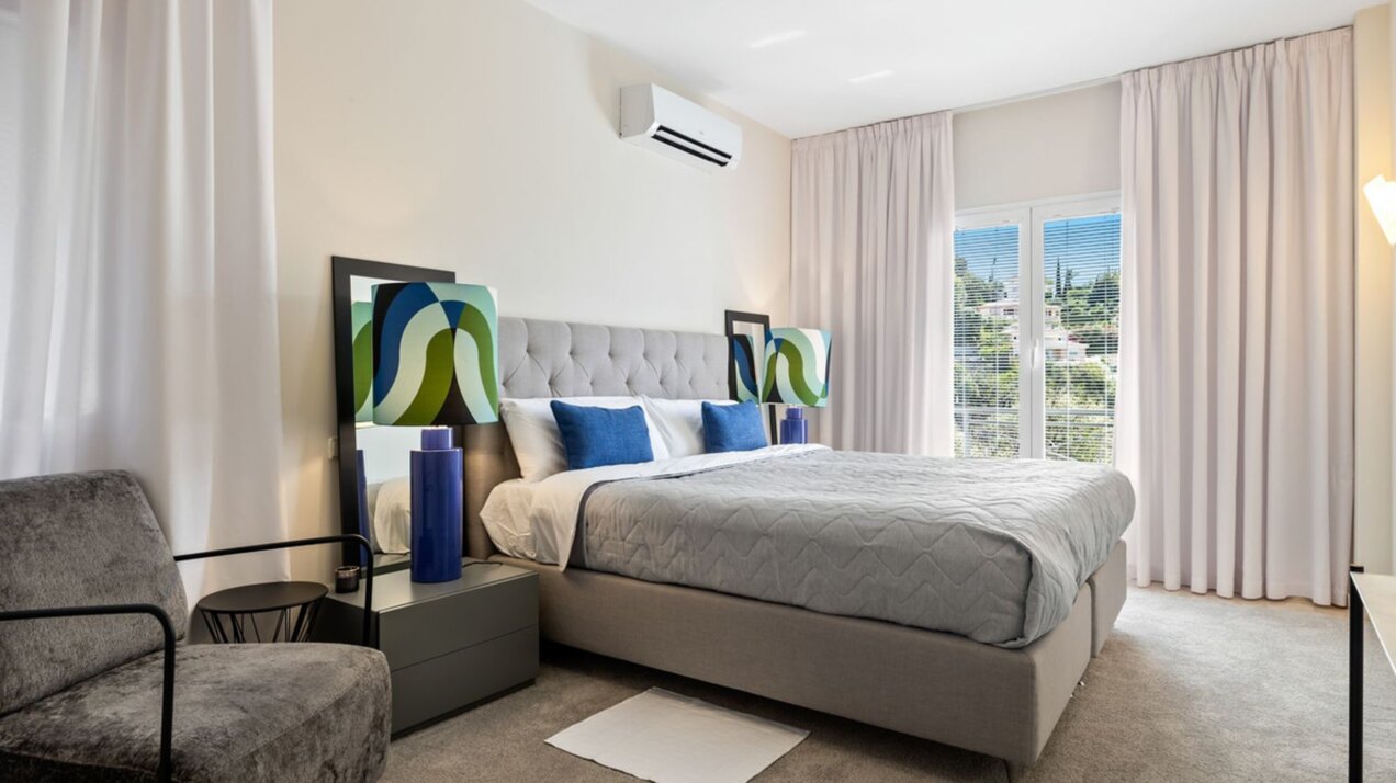 Modern impressive 4 bedroom villa is eager for you to discover its innate style and elegance.