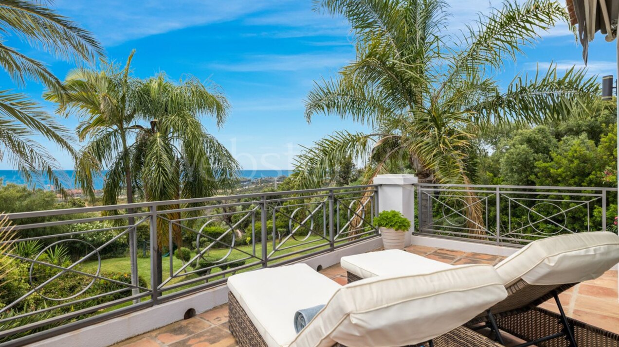 Discover a villa of light, style, and refinement