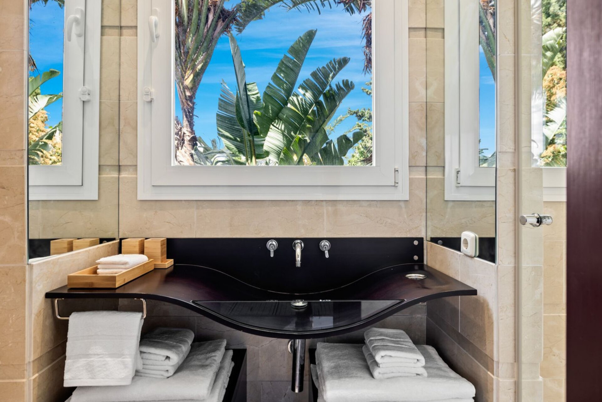 Modern impressive 4 bedroom villa is eager for you to discover its innate style and elegance.