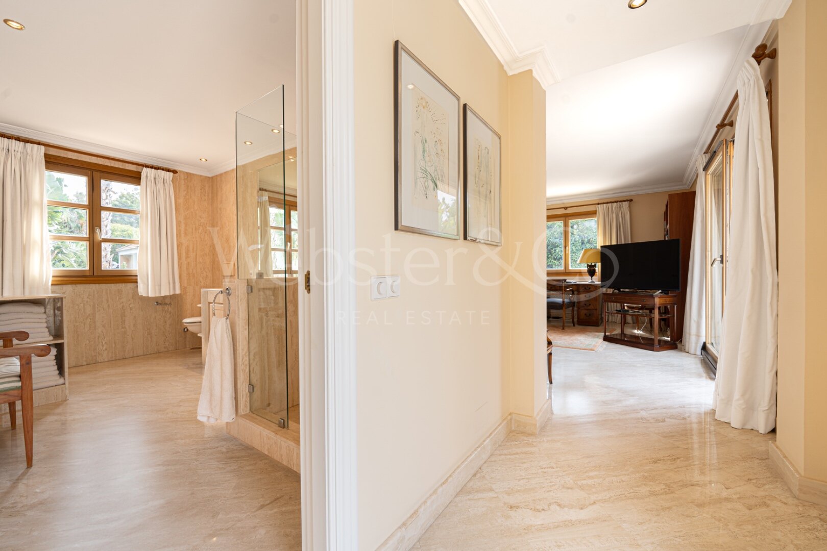 Villa Toscana - Authentic Villa in Nueva Andalucia