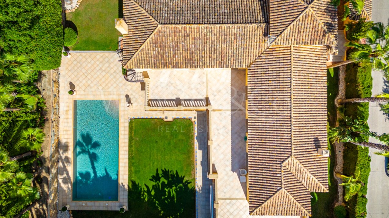 Villa Toscana – Auténtica Villa en Nueva Andalucía