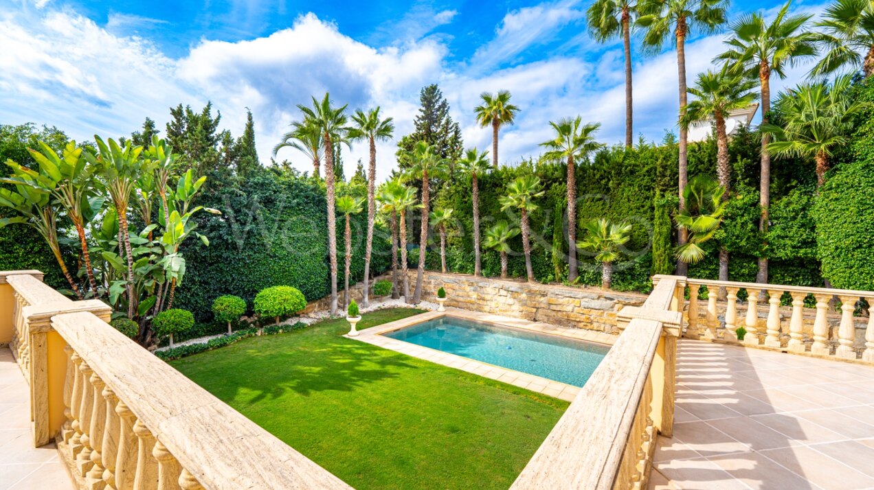 Villa Toscana – Auténtica Villa en Nueva Andalucía