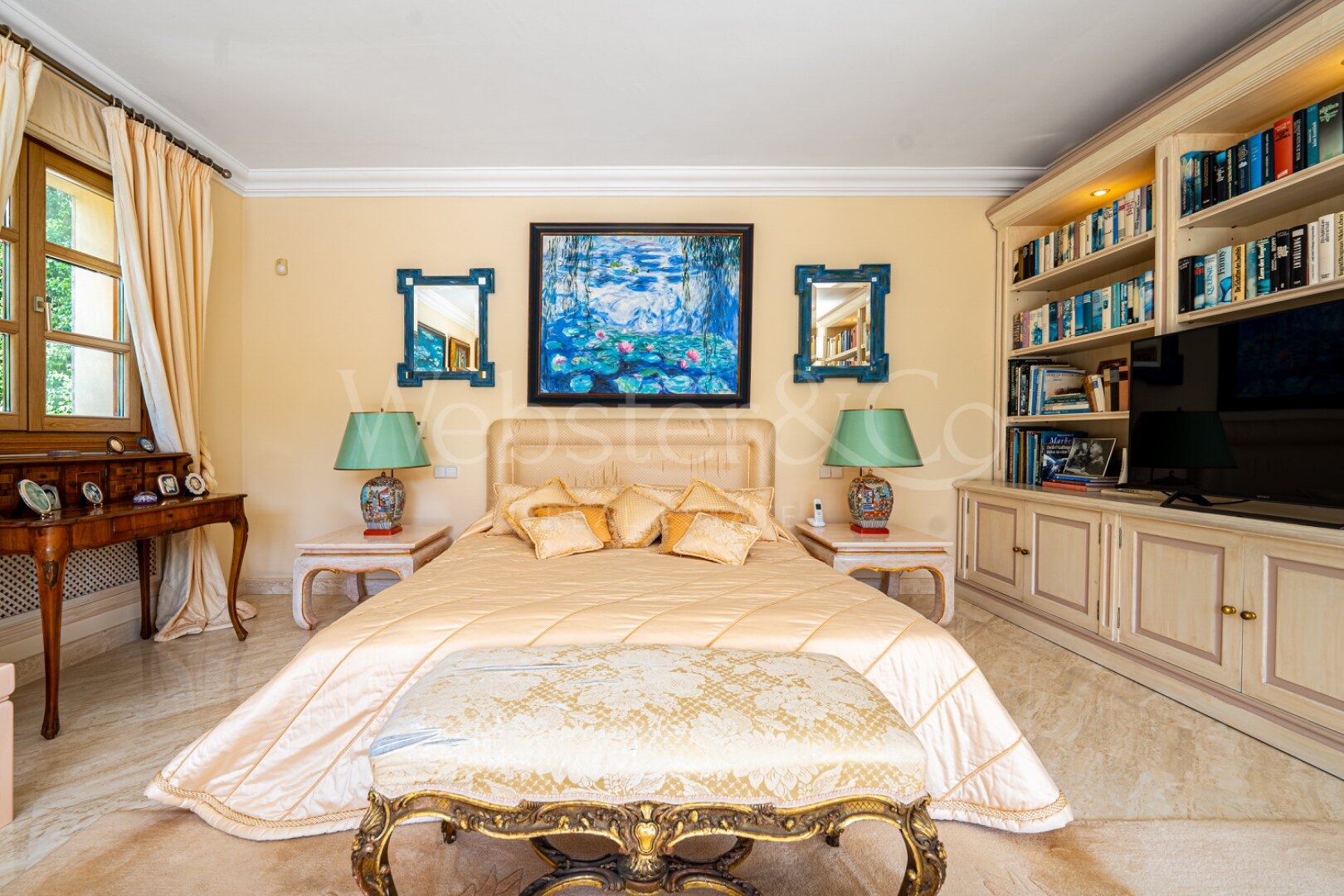 Villa Toscana - Authentic Villa in Nueva Andalucia