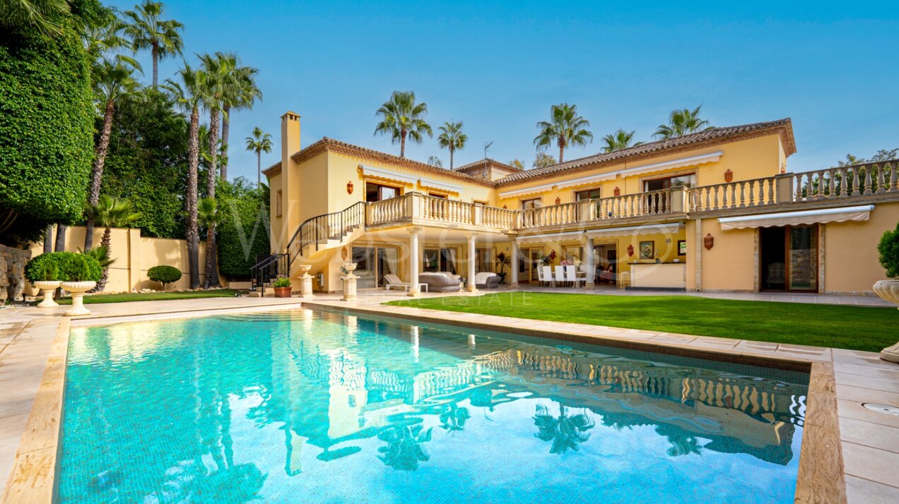 Villa Toscana – Auténtica Villa en Nueva Andalucía