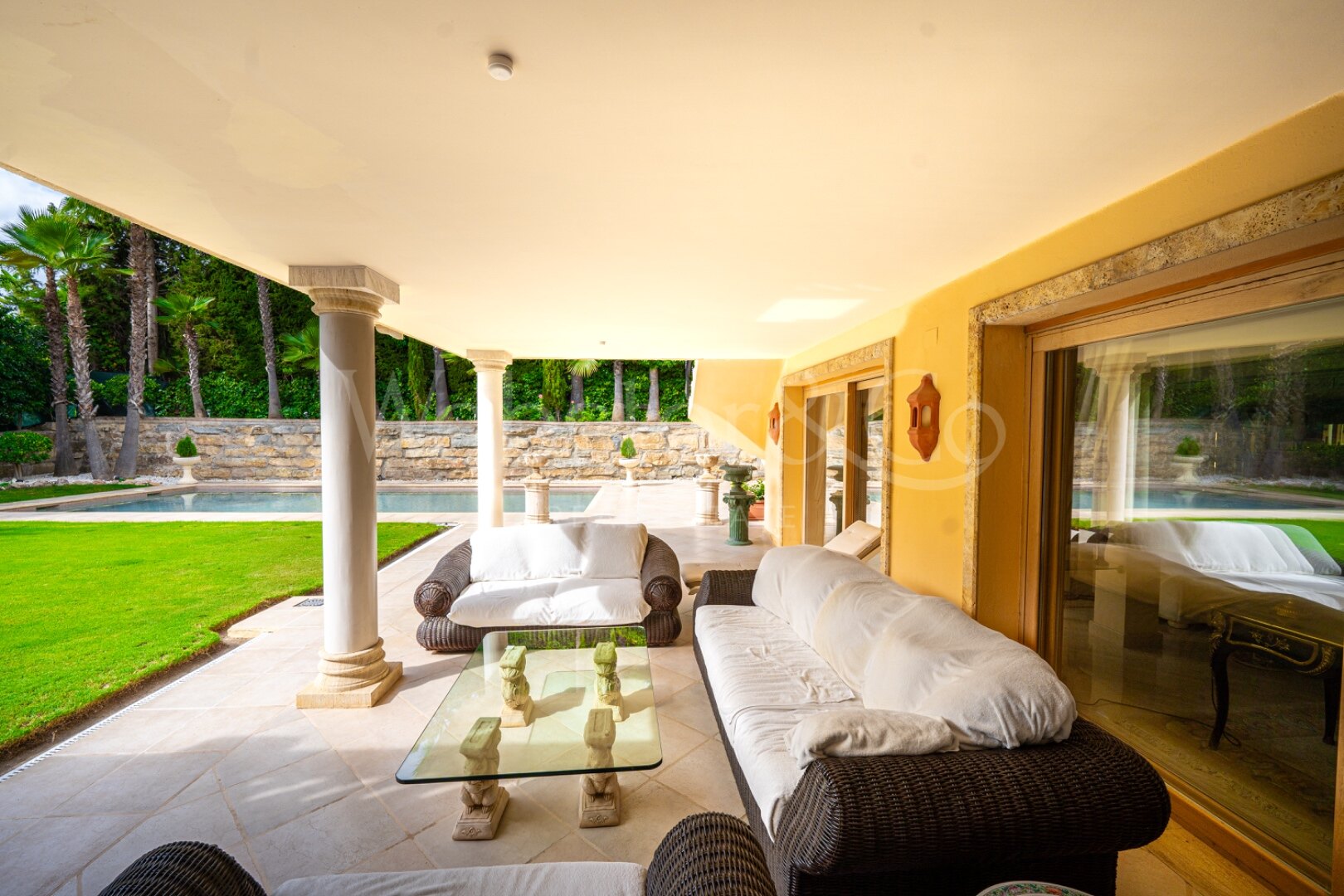 Villa Toscana - Authentic Villa in Nueva Andalucia