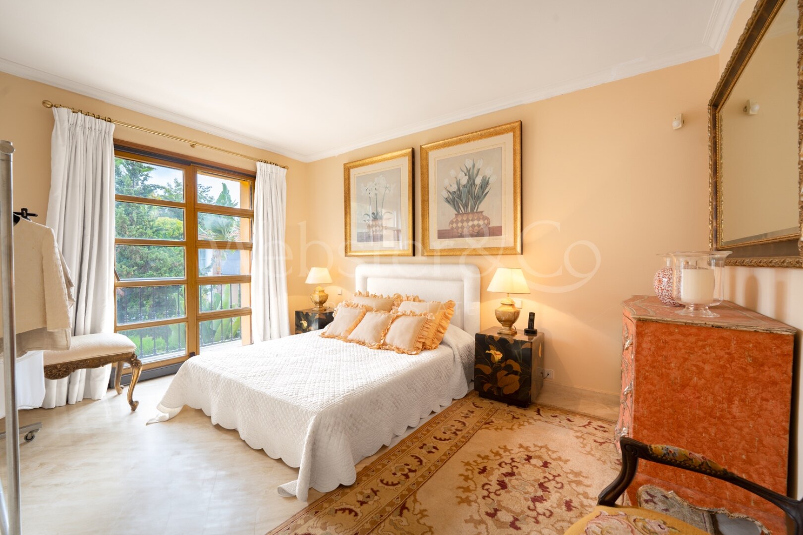 Villa Toscana - Authentic Villa in Nueva Andalucia