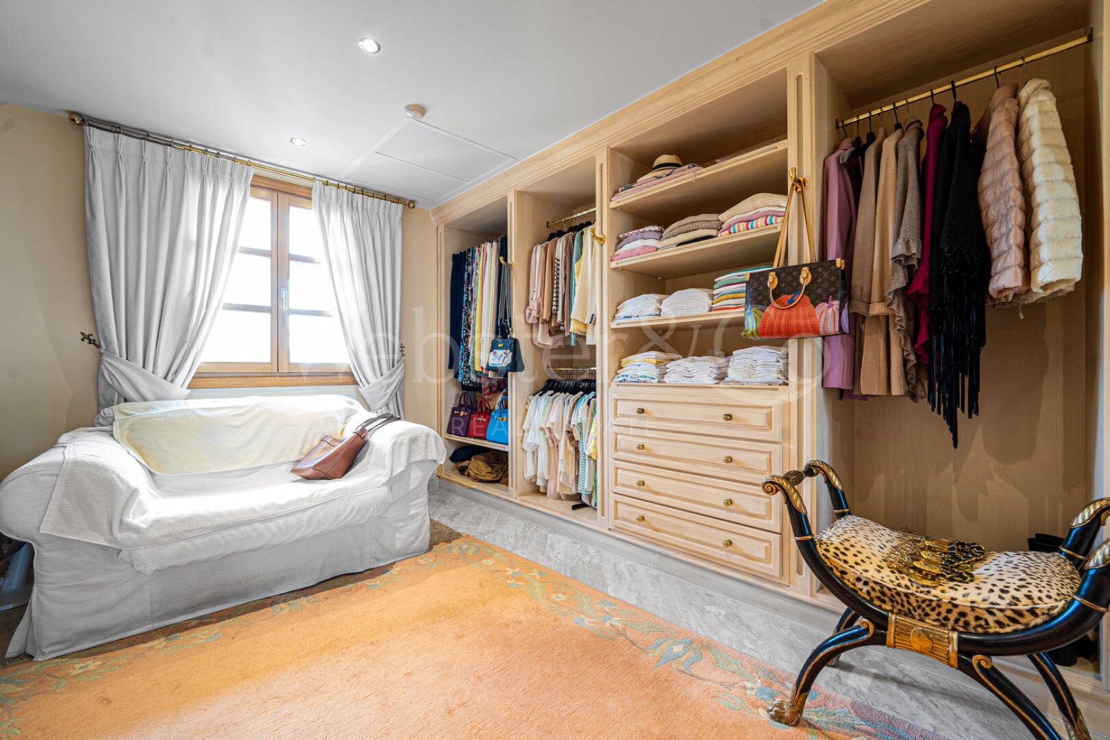 Villa Toscana - Authentic Villa in Nueva Andalucia