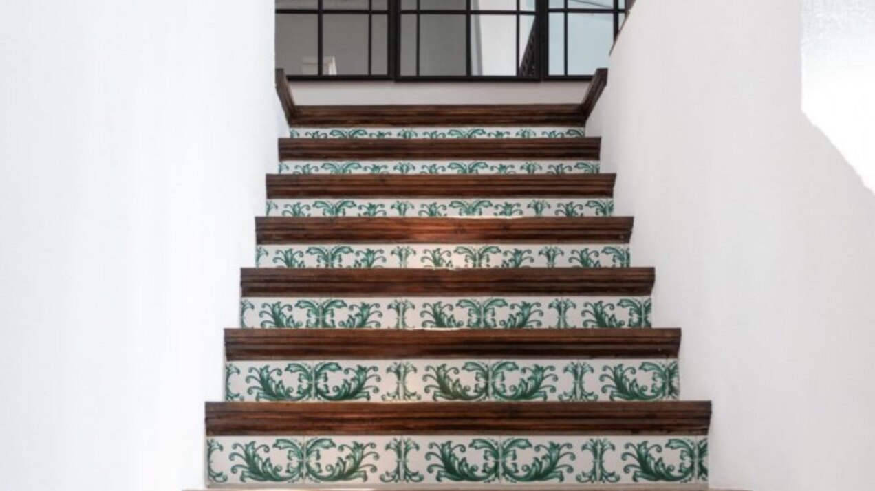Remarkable 4 bedroom golfside villa in Guadalmina Baja exhibits eclectic flair and Andalucia charm