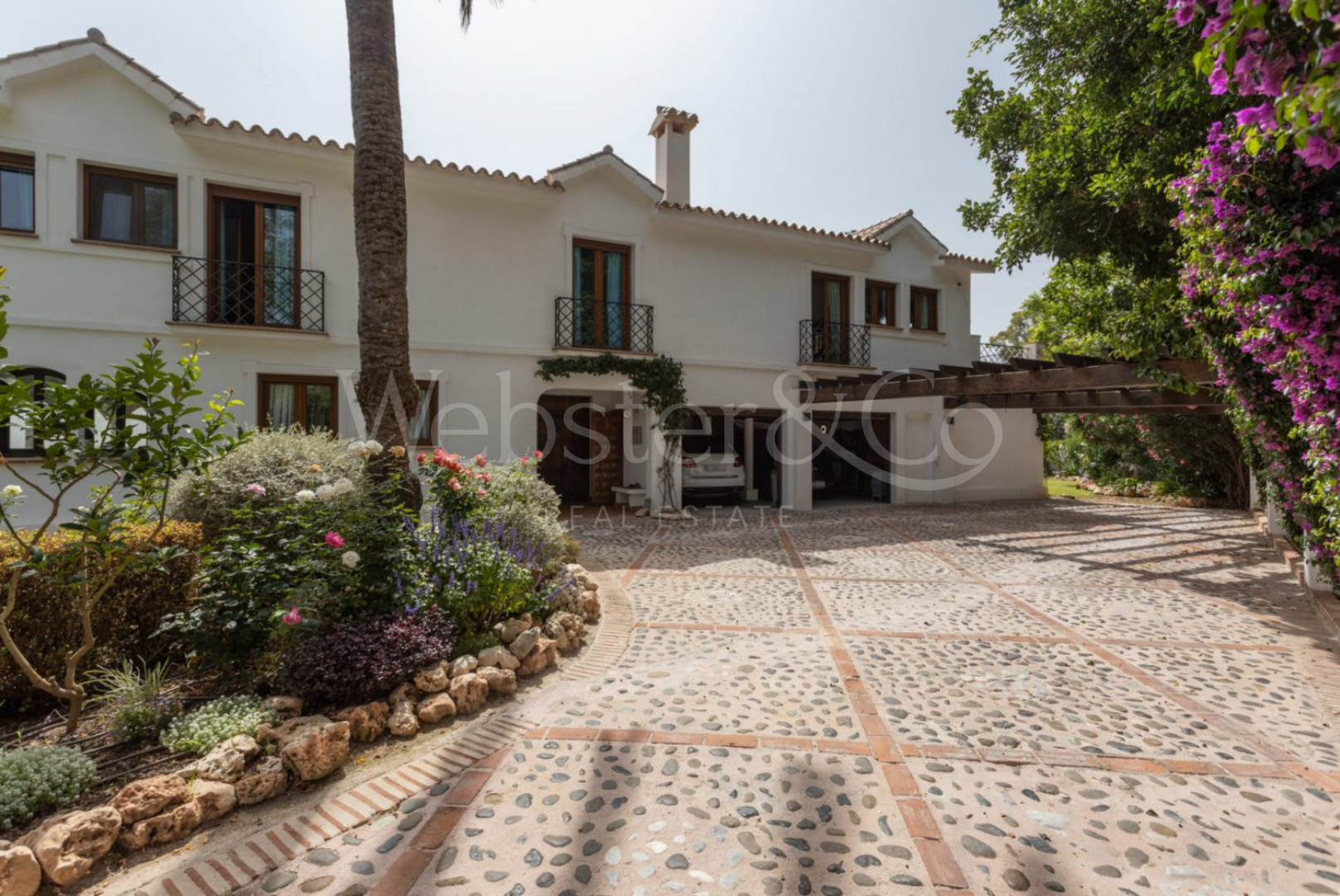 Villa Birdie – Hogar Familiar en Guadalmina Baja