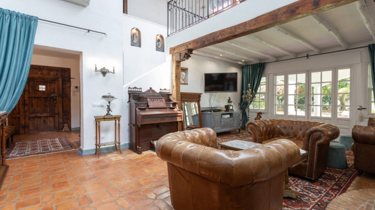 Remarkable 4 bedroom golfside villa in Guadalmina Baja exhibits eclectic flair and Andalucia charm