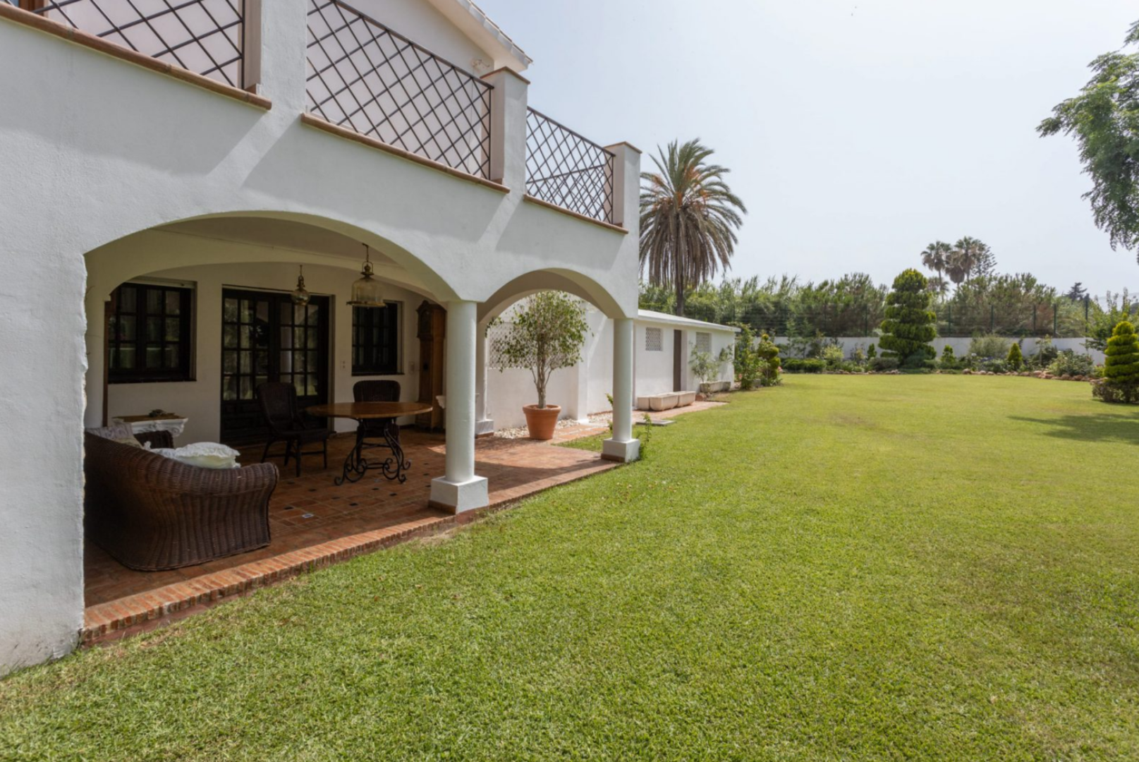 Remarkable 4 bedroom golfside villa in Guadalmina Baja exhibits eclectic flair and Andalucia charm