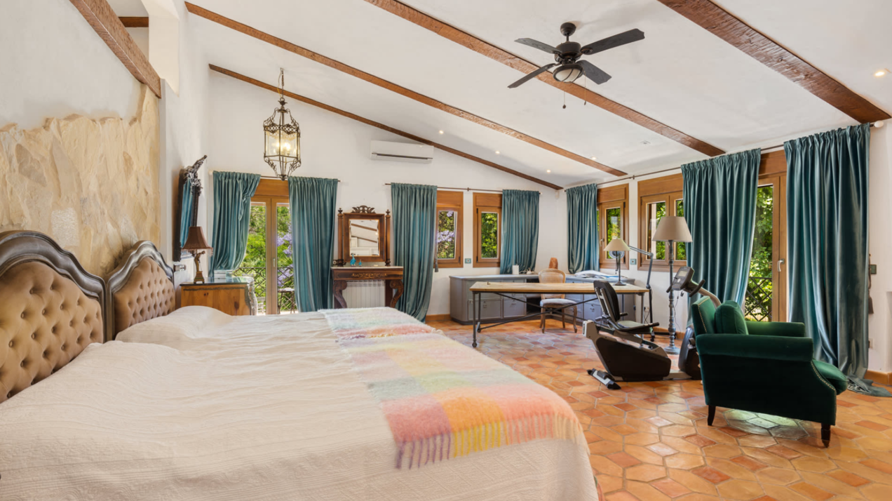 Remarkable 4 bedroom golfside villa in Guadalmina Baja exhibits eclectic flair and Andalucia charm