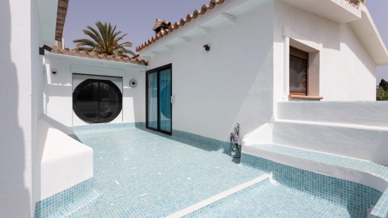 Remarkable 4 bedroom golfside villa in Guadalmina Baja exhibits eclectic flair and Andalucia charm