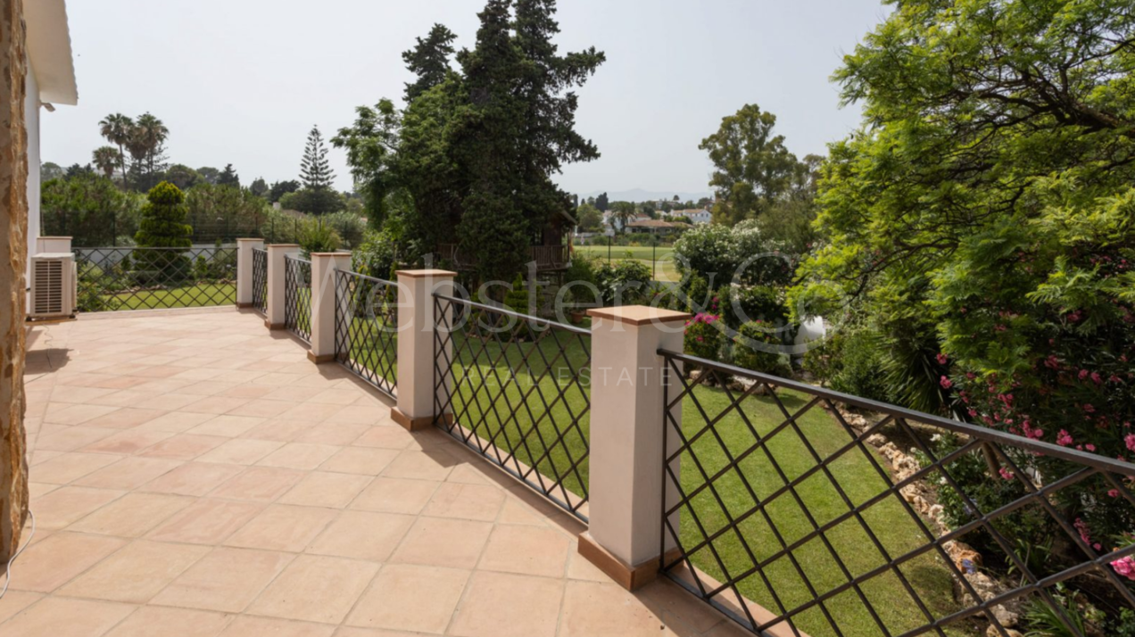 Villa Birdie - Family Home In Guadalmina Baja