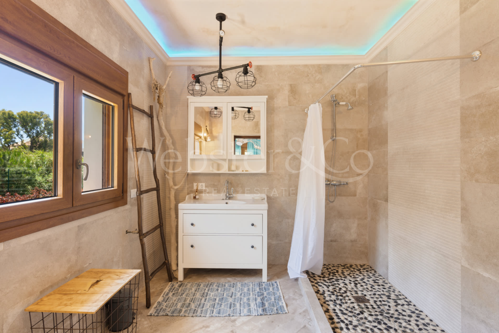 Villa Birdie – Hogar Familiar en Guadalmina Baja