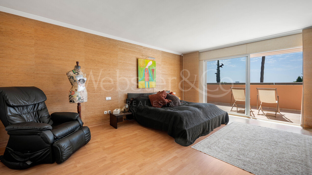 Villa Esperanza - Grand, Andalusian Home in Elviria