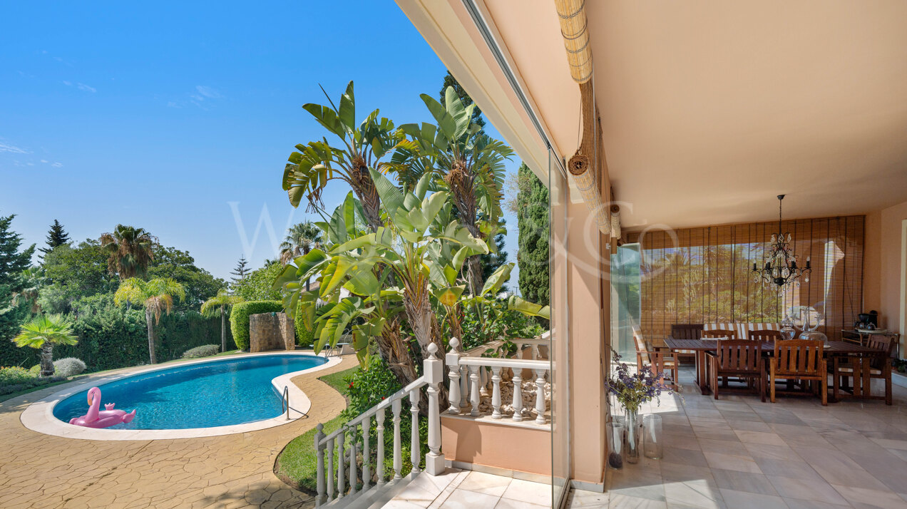 Villa Esperanza - Grand, Andalusian Home in Elviria