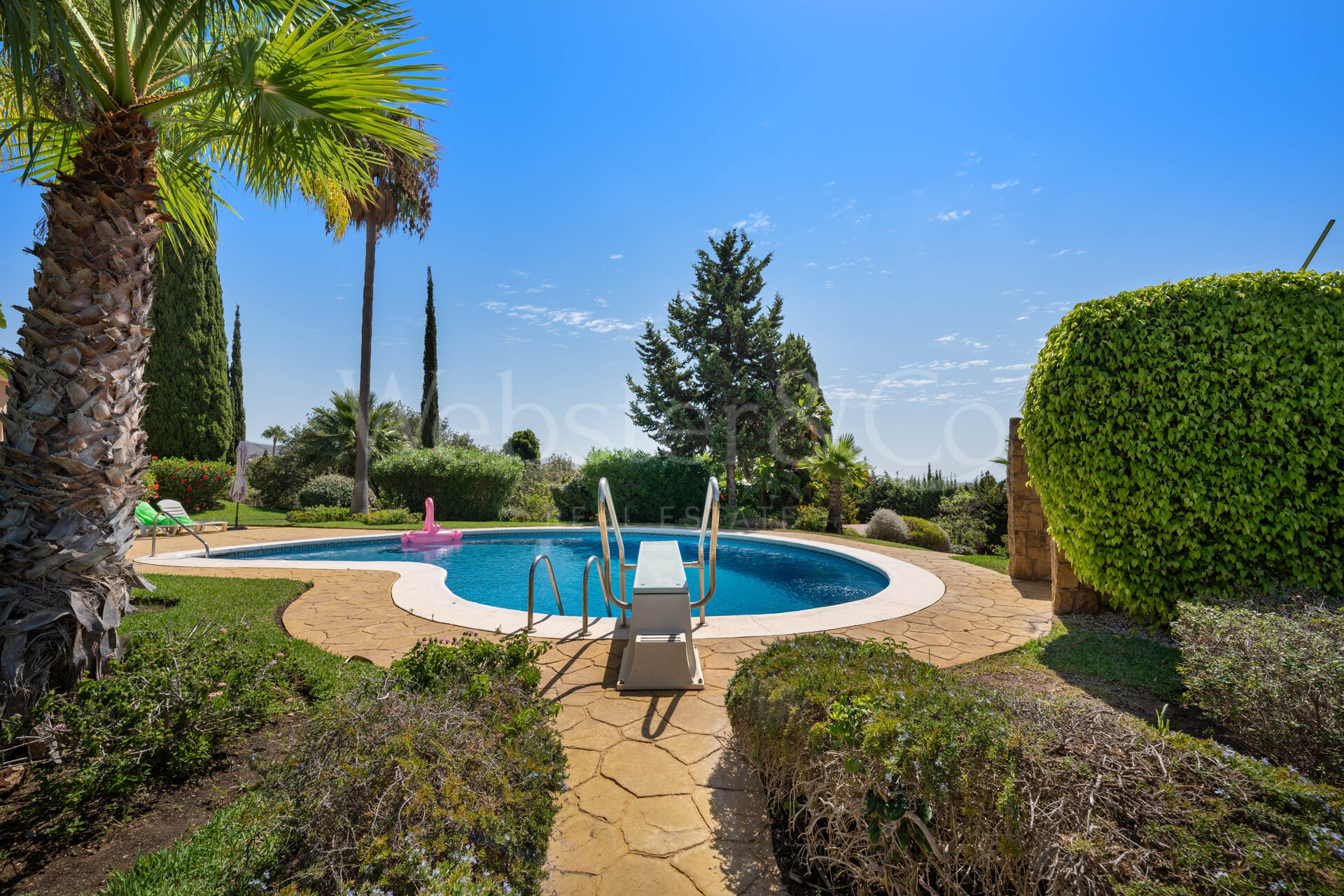 Villa Esperanza - Grand, Andalusian Home in Elviria