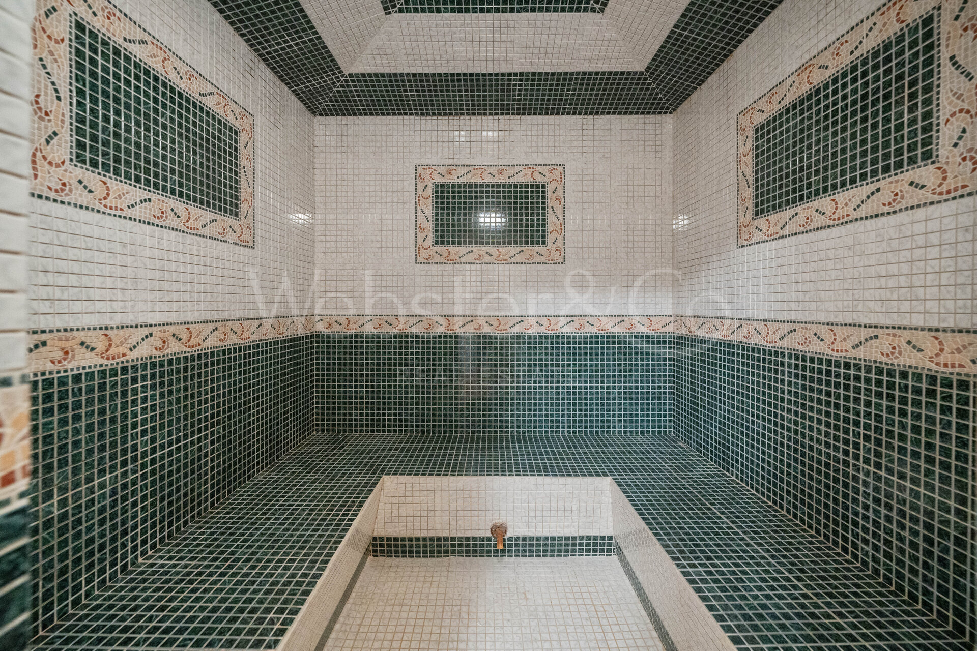 Villa Esperanza - Grand, Andalusian Home in Elviria