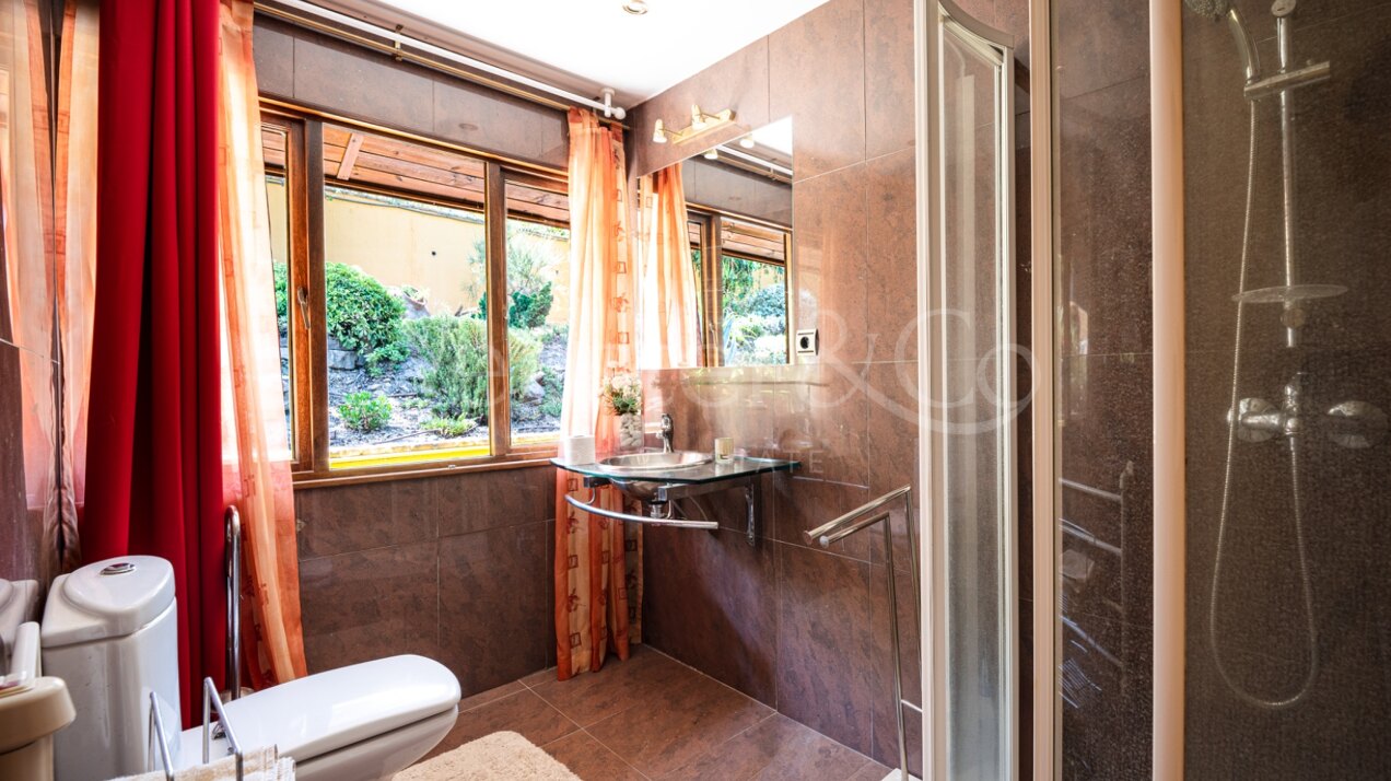 Finca Monda - Expansive Residence Near Marbella