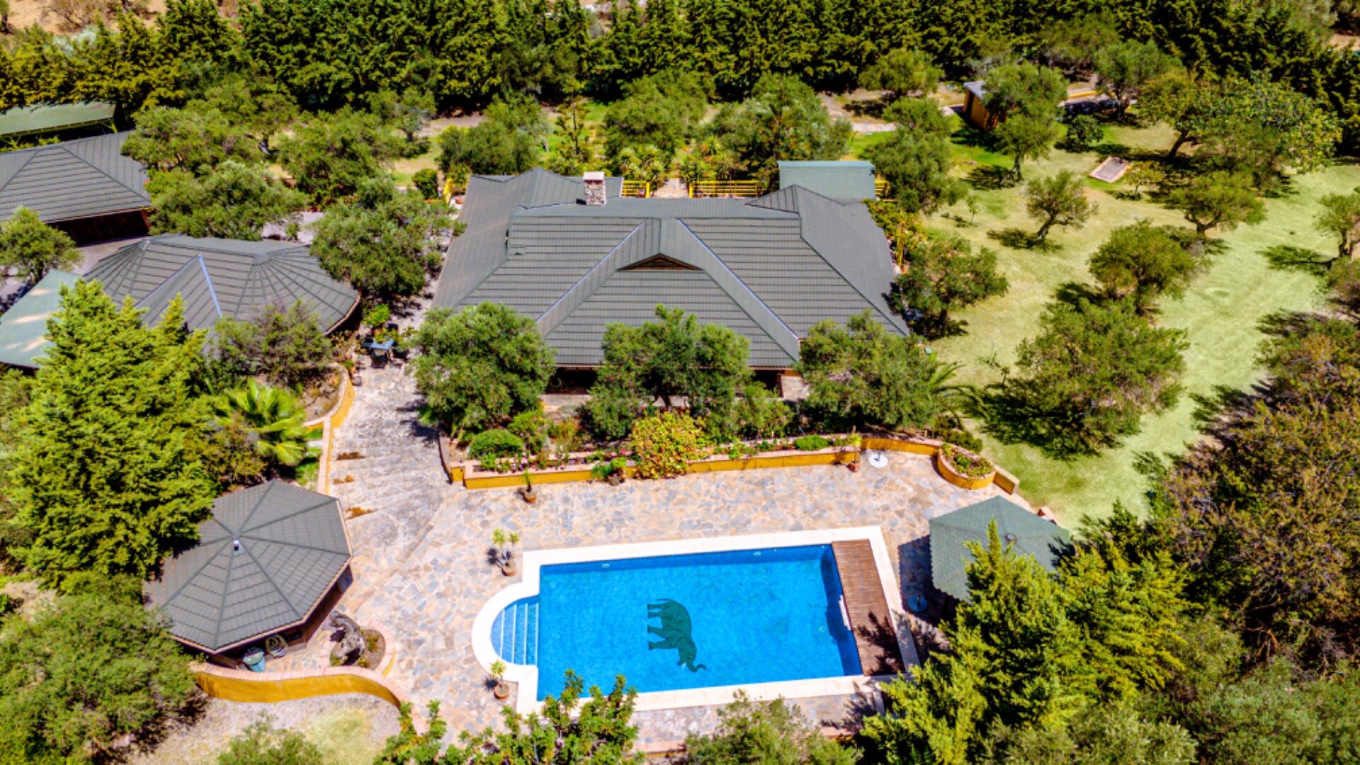 Stunning wooden country finca sits on the outskirts of Monda and its historic castle
