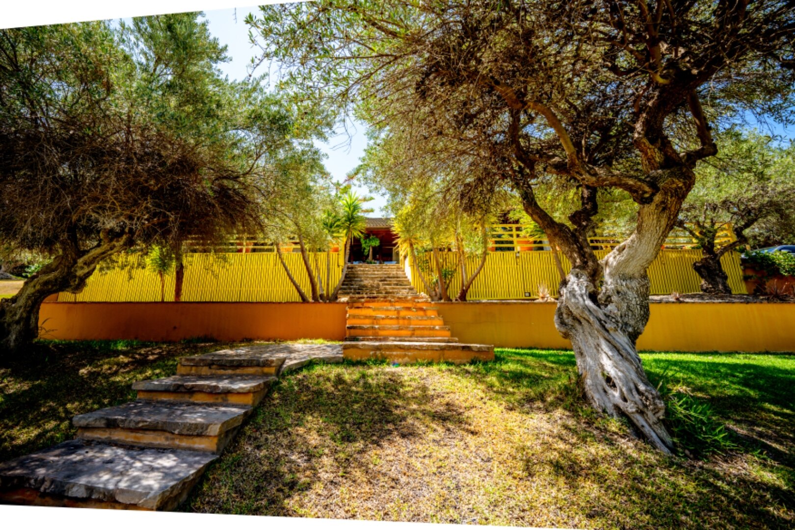 Stunning wooden country finca sits on the outskirts of Monda and its historic castle