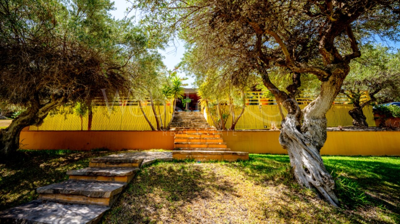 Finca Monda - Expansive Residence Near Marbella