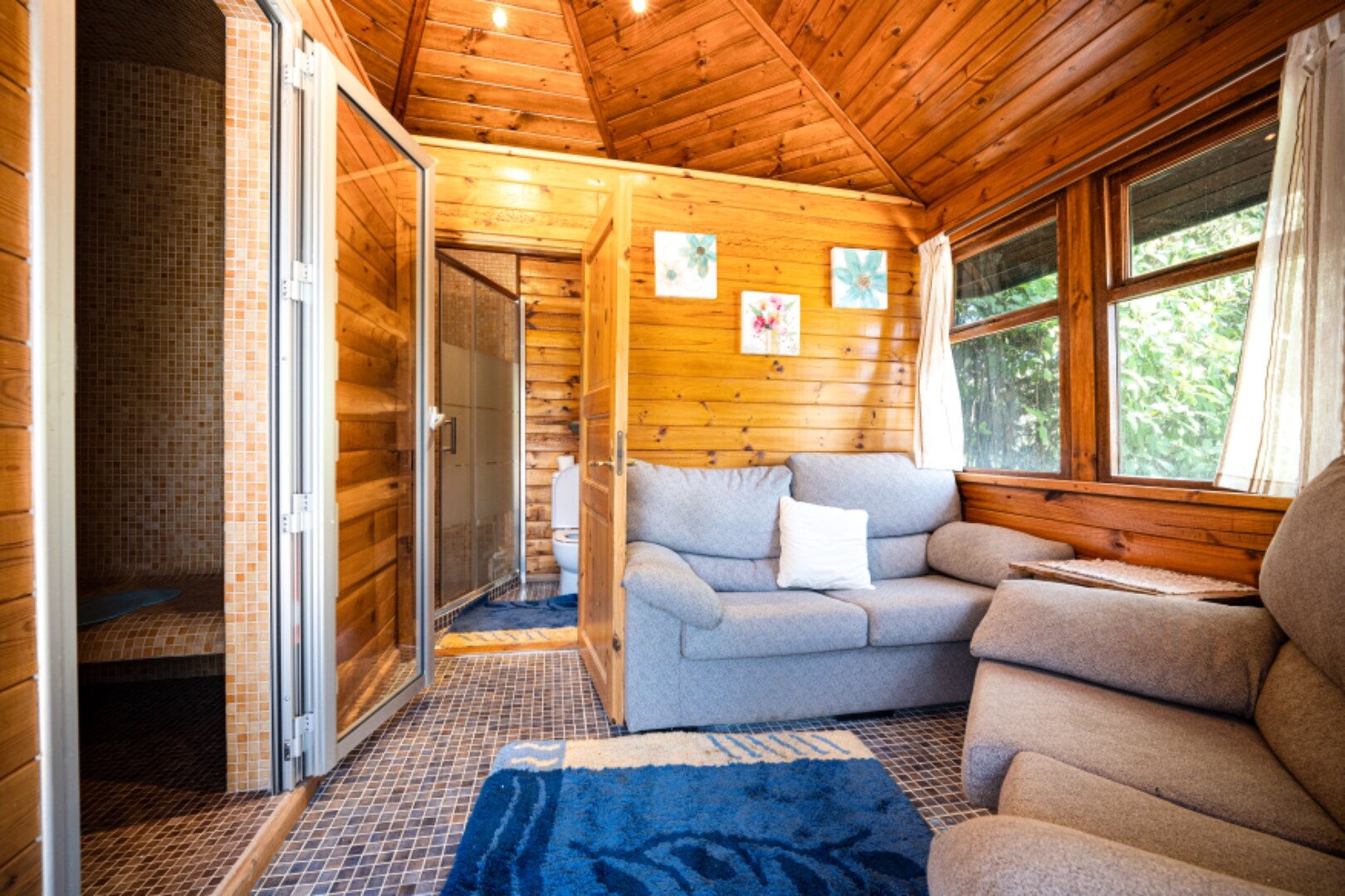 Stunning wooden country finca sits on the outskirts of Monda and its historic castle