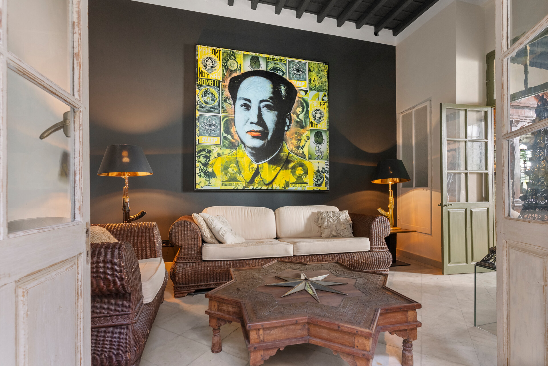 Ingenious and historic masterpiece of an endearing house in the heart of Coin will charm and captivate!
